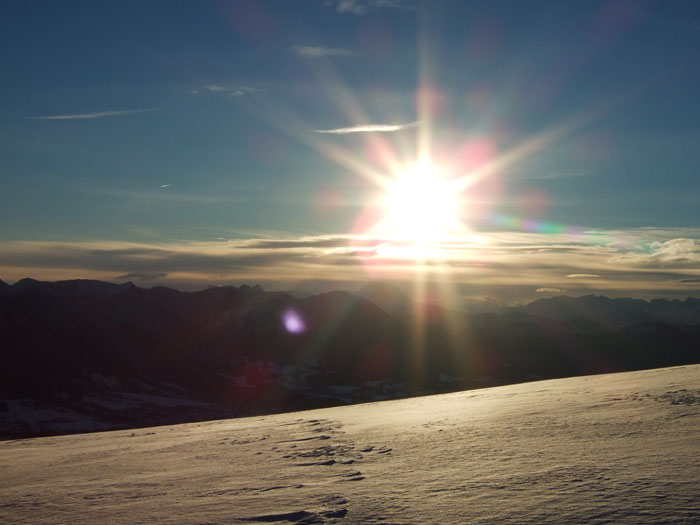 G8: Wintersonne (Zwieselberg, Bayerische Voralpen, 19.12.10)