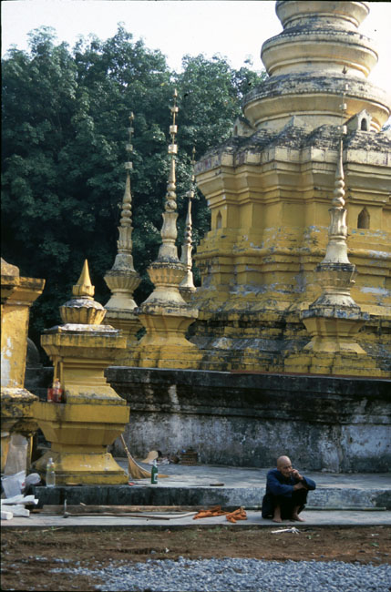 ST19: Stupa I (Xishuangbana, Yunnan, 24.11.05)