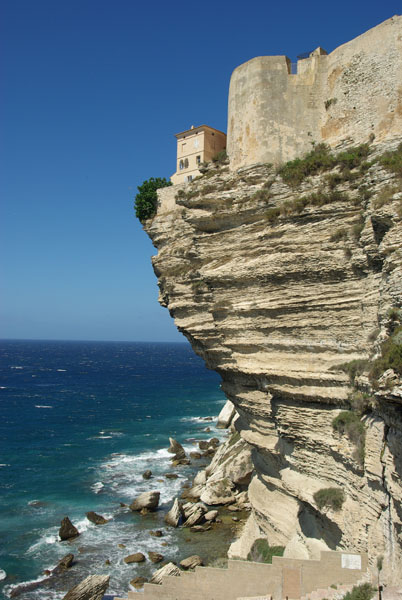 ST28: Überhängend (Bonifacio, Korsika, 19.06.11)