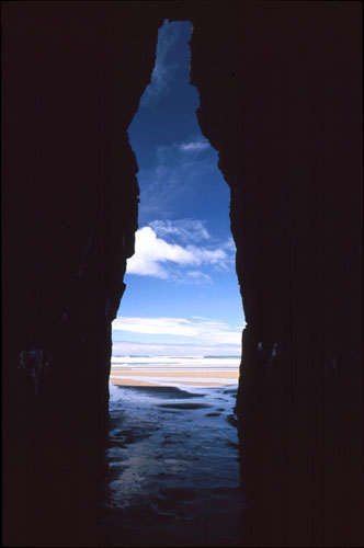 Cathedrale Caves