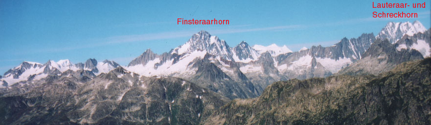 Blick vom Furkapass zum Finsteraarhorn