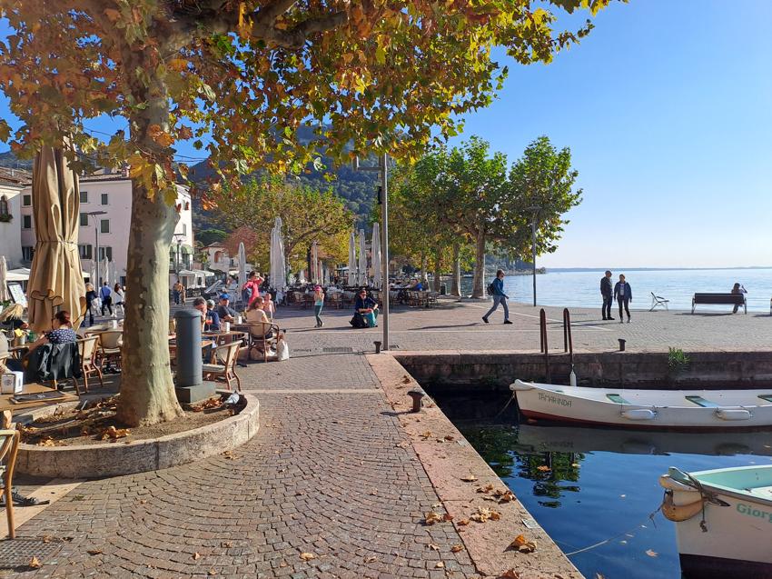 Herbstsonne I: Gardasee